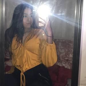 Meet your Posher, Cynthia